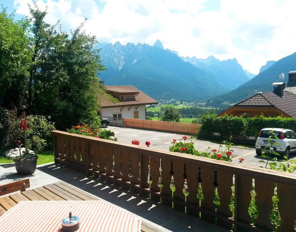 Garni B&B Sunnseitn Dobbiaco Exterior photo